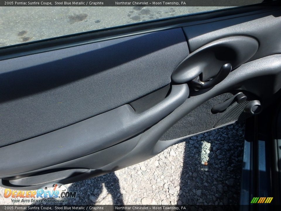 2005 Pontiac Sunfire Coupe Steel Blue Metallic / Graphite Photo #11