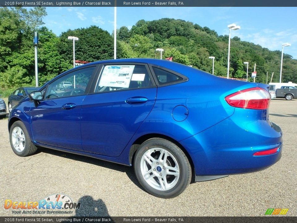 2018 Ford Fiesta SE Sedan Lightning Blue / Charcoal Black Photo #5