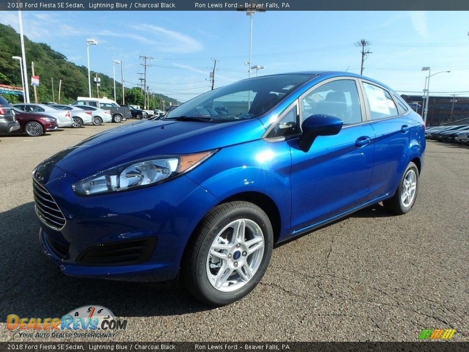 2018 Ford Fiesta SE Sedan Lightning Blue / Charcoal Black Photo #7