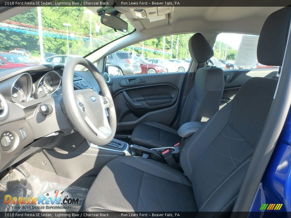 2018 Ford Fiesta SE Sedan Lightning Blue / Charcoal Black Photo #10