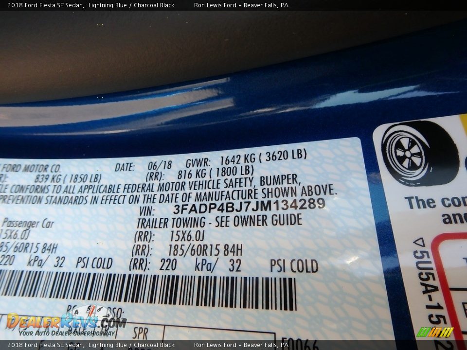 2018 Ford Fiesta SE Sedan Lightning Blue / Charcoal Black Photo #14