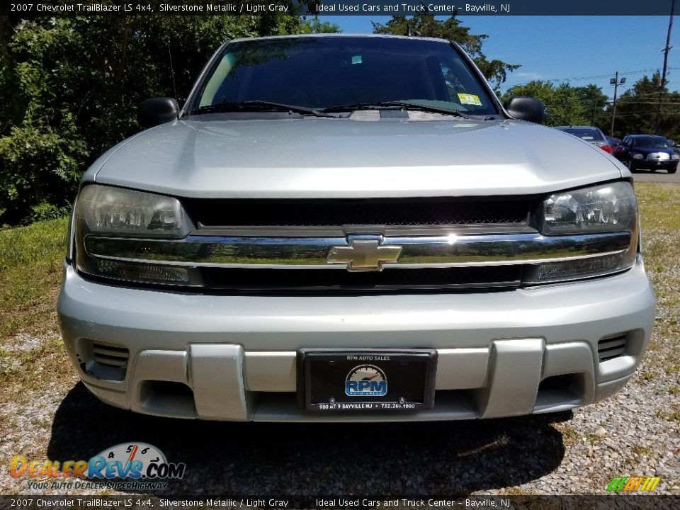 2007 Chevrolet TrailBlazer LS 4x4 Silverstone Metallic / Light Gray Photo #2