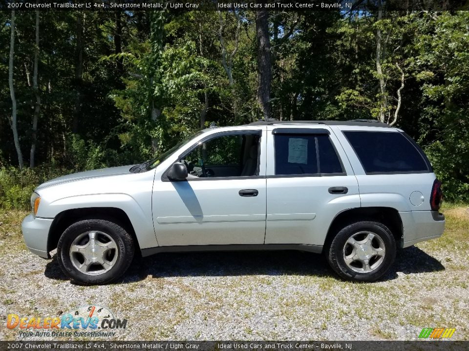 2007 Chevrolet TrailBlazer LS 4x4 Silverstone Metallic / Light Gray Photo #5
