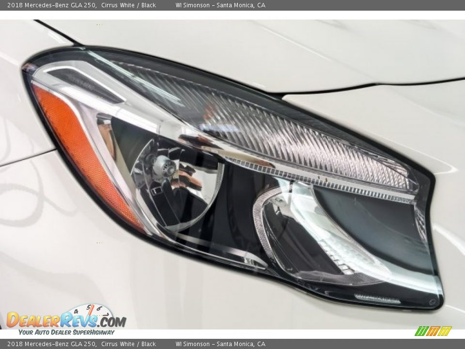 2018 Mercedes-Benz GLA 250 Cirrus White / Black Photo #30