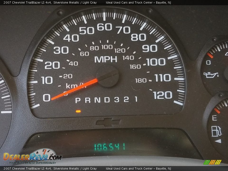2007 Chevrolet TrailBlazer LS 4x4 Silverstone Metallic / Light Gray Photo #15