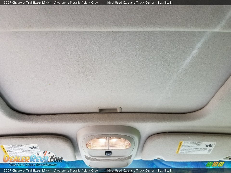 2007 Chevrolet TrailBlazer LS 4x4 Silverstone Metallic / Light Gray Photo #21