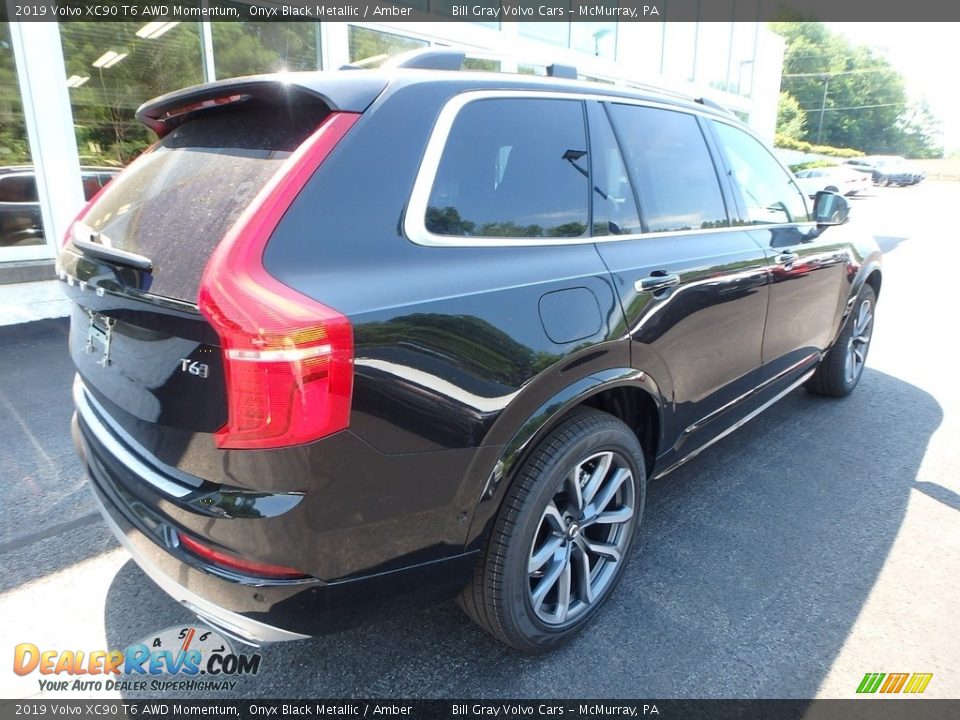 2019 Volvo XC90 T6 AWD Momentum Onyx Black Metallic / Amber Photo #2