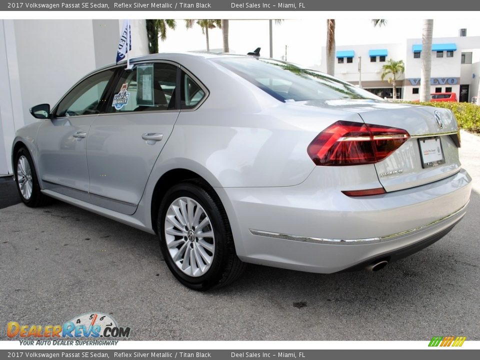 2017 Volkswagen Passat SE Sedan Reflex Silver Metallic / Titan Black Photo #7
