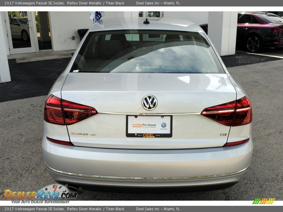 2017 Volkswagen Passat SE Sedan Reflex Silver Metallic / Titan Black Photo #8