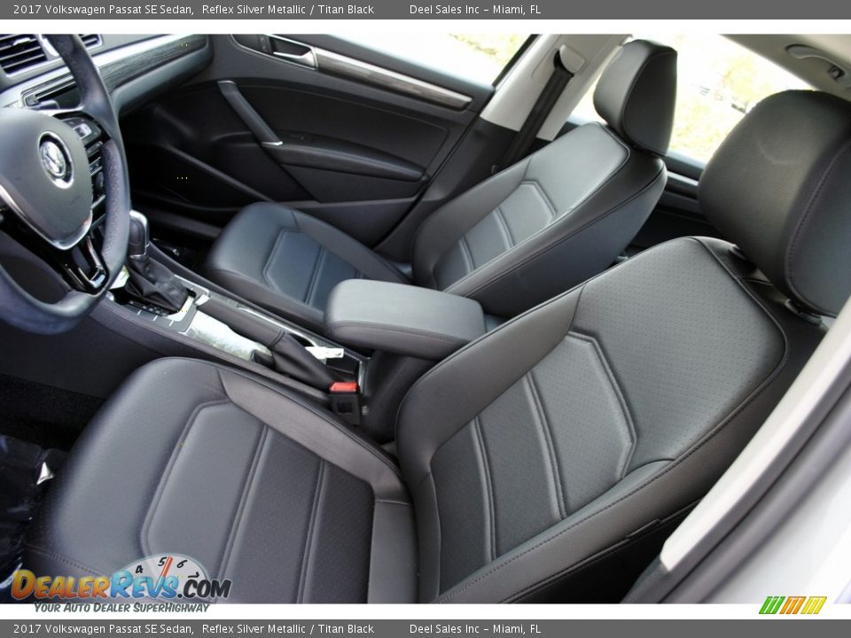 2017 Volkswagen Passat SE Sedan Reflex Silver Metallic / Titan Black Photo #15