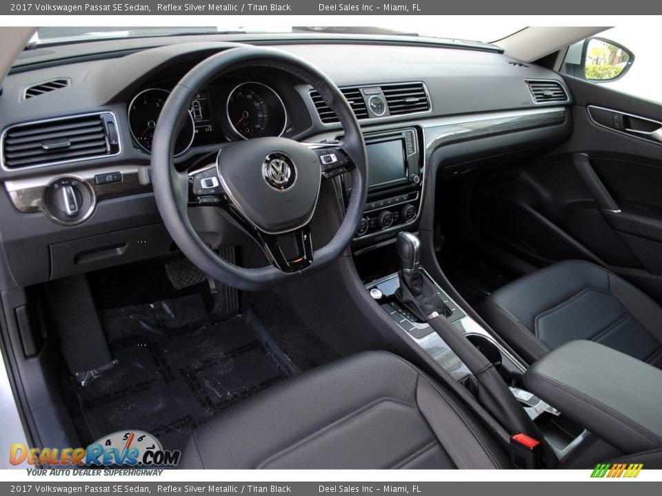 2017 Volkswagen Passat SE Sedan Reflex Silver Metallic / Titan Black Photo #16