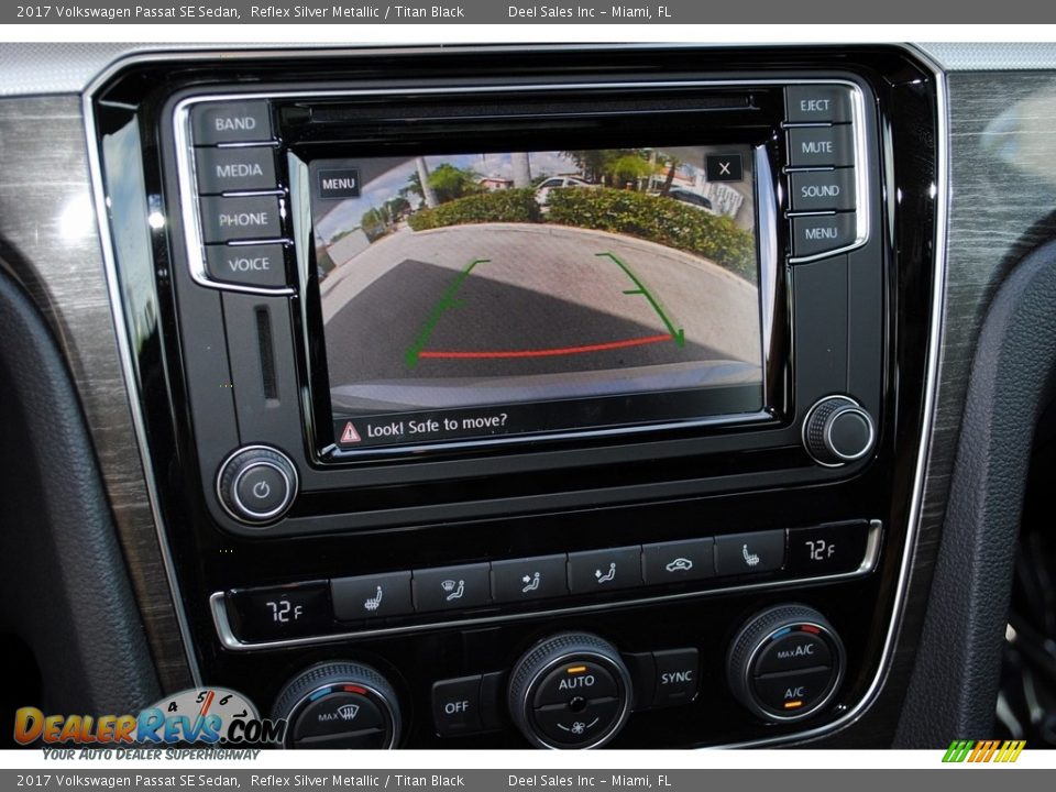 2017 Volkswagen Passat SE Sedan Reflex Silver Metallic / Titan Black Photo #17