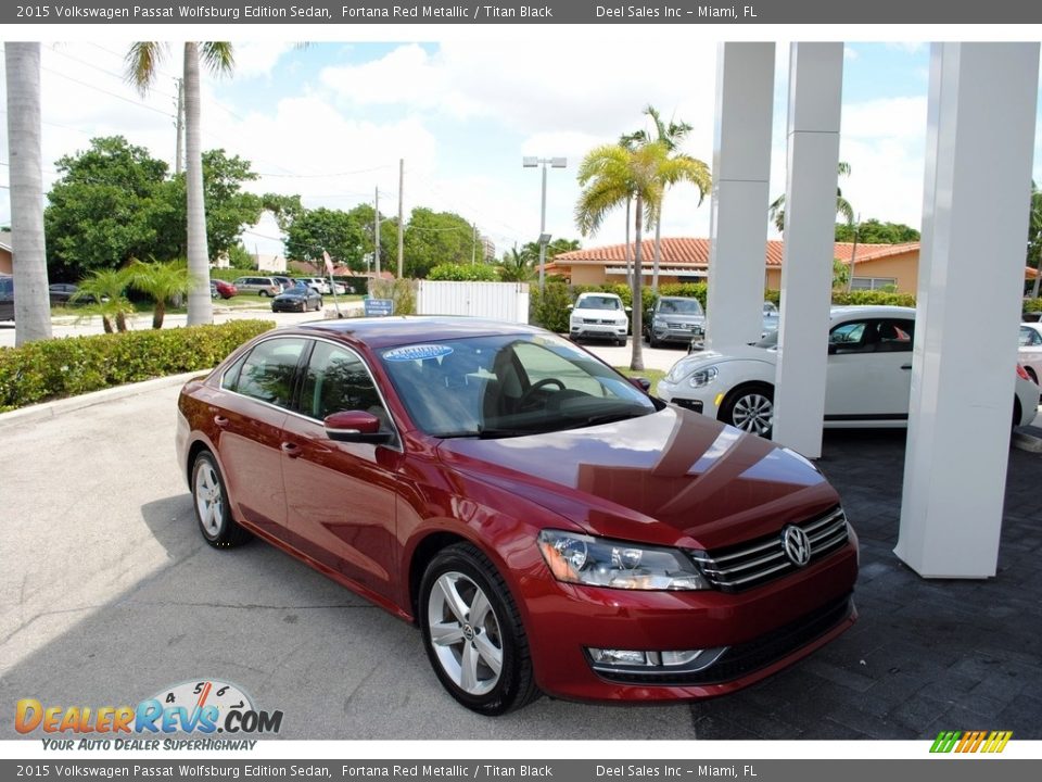 2015 Volkswagen Passat Wolfsburg Edition Sedan Fortana Red Metallic / Titan Black Photo #1