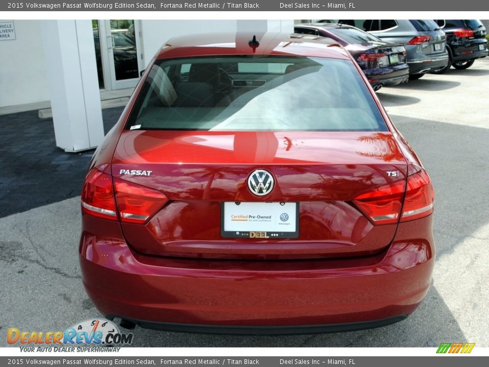 2015 Volkswagen Passat Wolfsburg Edition Sedan Fortana Red Metallic / Titan Black Photo #8