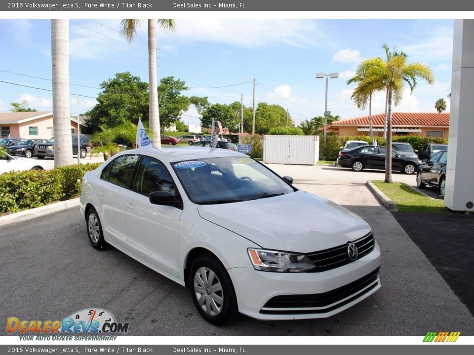 2016 Volkswagen Jetta S Pure White / Titan Black Photo #1