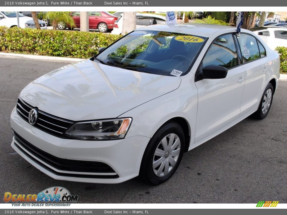 2016 Volkswagen Jetta S Pure White / Titan Black Photo #4