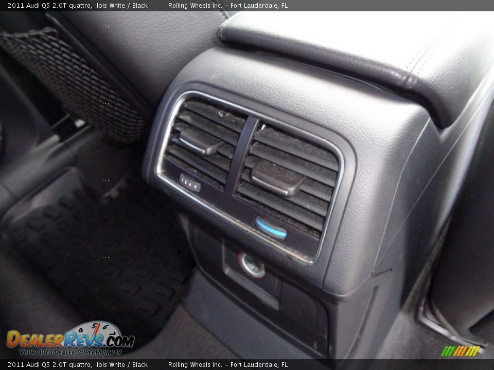 2011 Audi Q5 2.0T quattro Ibis White / Black Photo #30