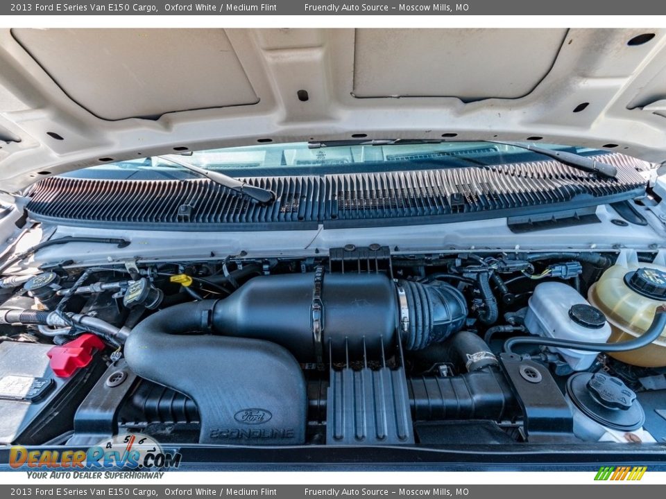 2013 Ford E Series Van E150 Cargo Oxford White / Medium Flint Photo #10
