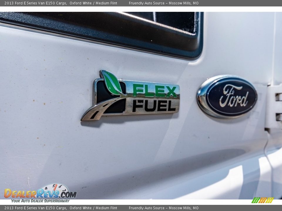 2013 Ford E Series Van E150 Cargo Oxford White / Medium Flint Photo #22