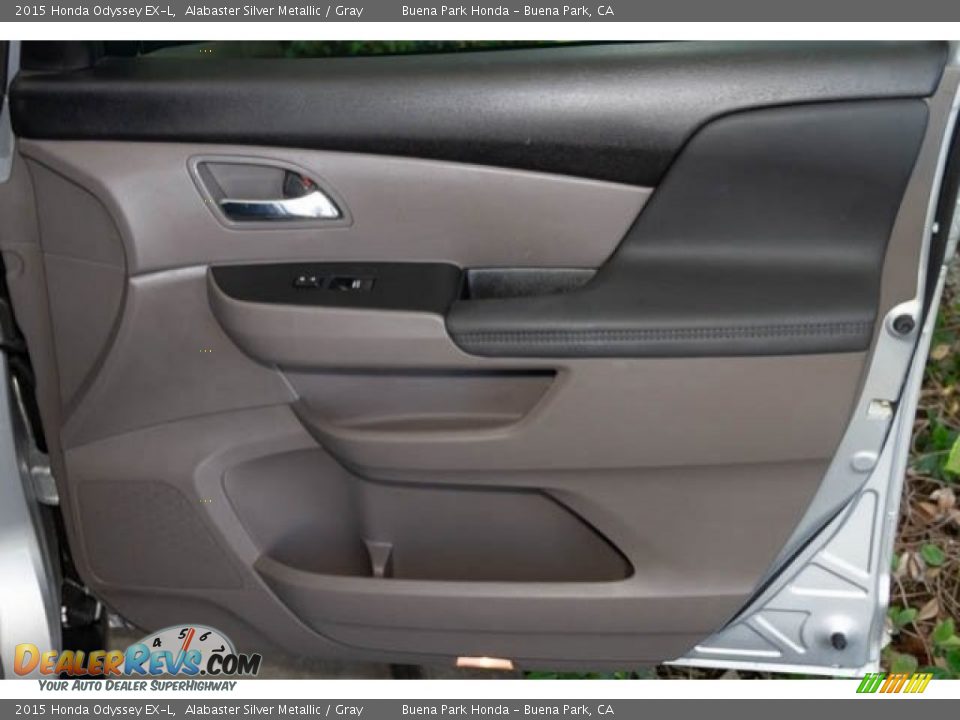 2015 Honda Odyssey EX-L Alabaster Silver Metallic / Gray Photo #33