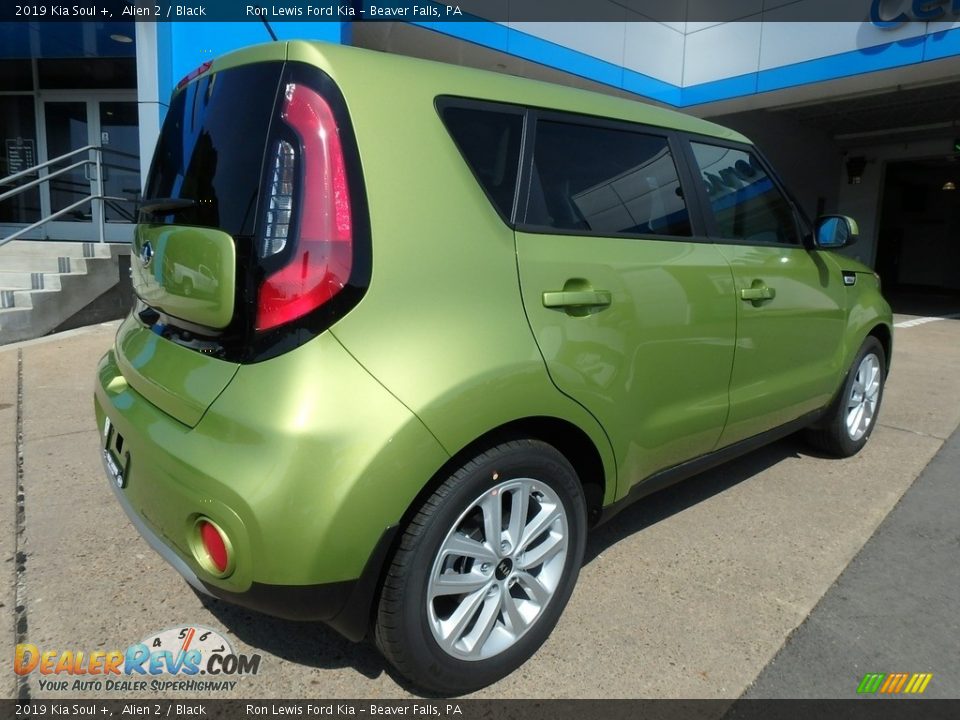 2019 Kia Soul + Alien 2 / Black Photo #3