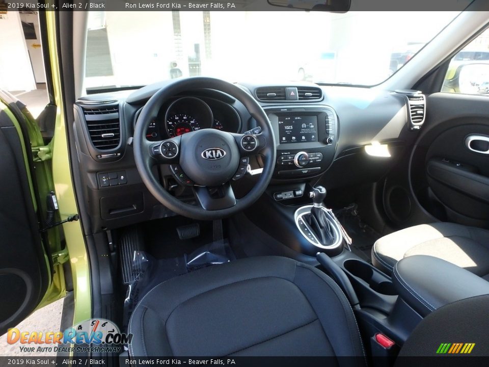 Black Interior - 2019 Kia Soul + Photo #13