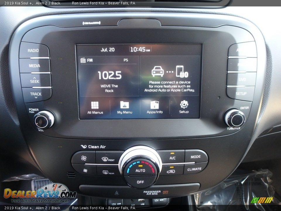 Controls of 2019 Kia Soul + Photo #19