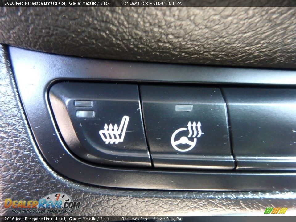 2016 Jeep Renegade Limited 4x4 Glacier Metallic / Black Photo #18