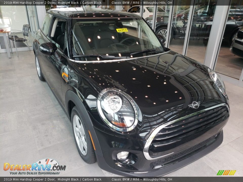 2019 Mini Hardtop Cooper 2 Door Midnight Black / Carbon Black Photo #1