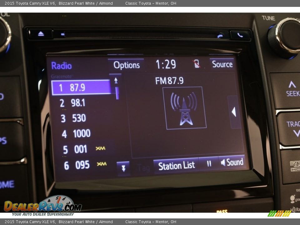 Audio System of 2015 Toyota Camry XLE V6 Photo #13