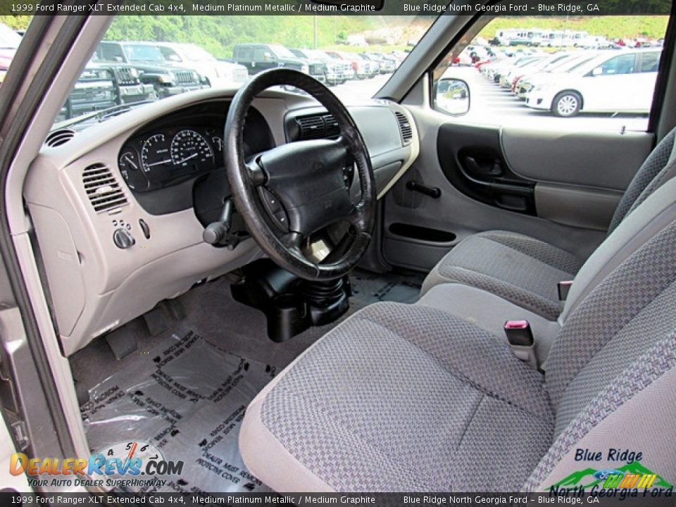 1999 Ford Ranger XLT Extended Cab 4x4 Medium Platinum Metallic / Medium Graphite Photo #24