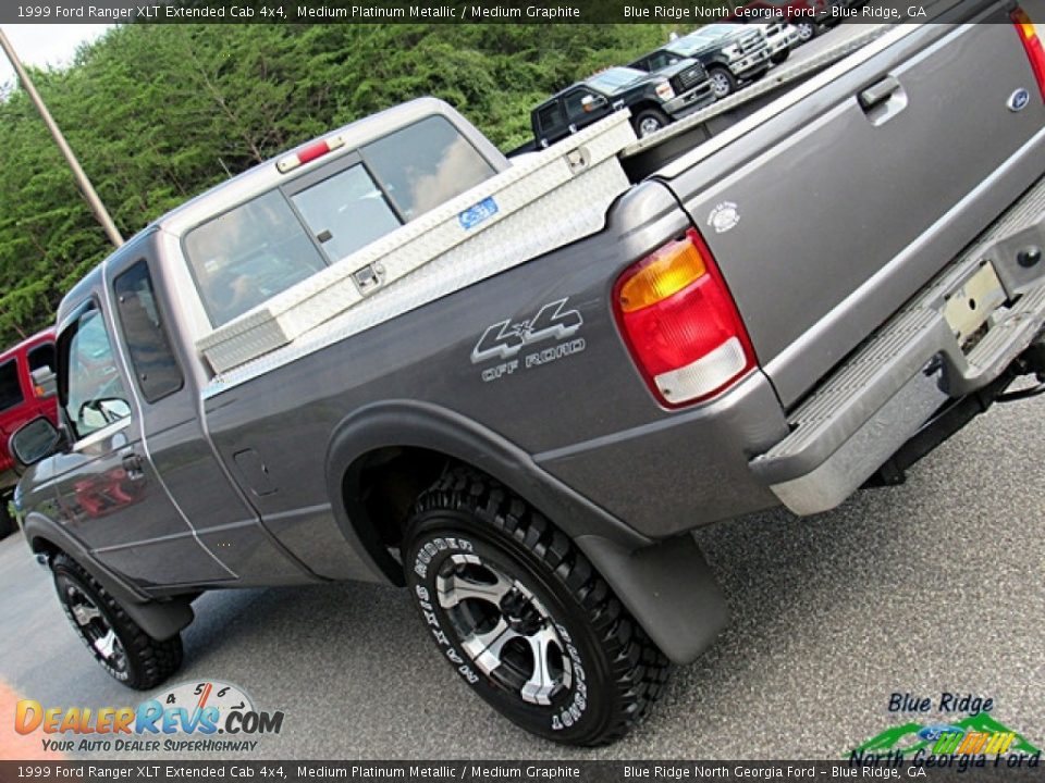 1999 Ford Ranger XLT Extended Cab 4x4 Medium Platinum Metallic / Medium Graphite Photo #29