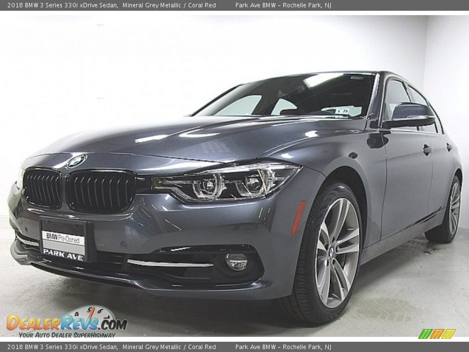 2018 BMW 3 Series 330i xDrive Sedan Mineral Grey Metallic / Coral Red Photo #1