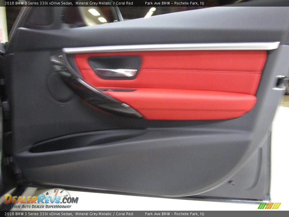 2018 BMW 3 Series 330i xDrive Sedan Mineral Grey Metallic / Coral Red Photo #15