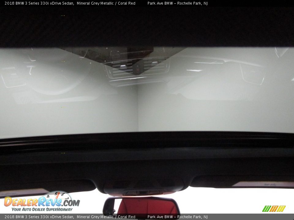 2018 BMW 3 Series 330i xDrive Sedan Mineral Grey Metallic / Coral Red Photo #23