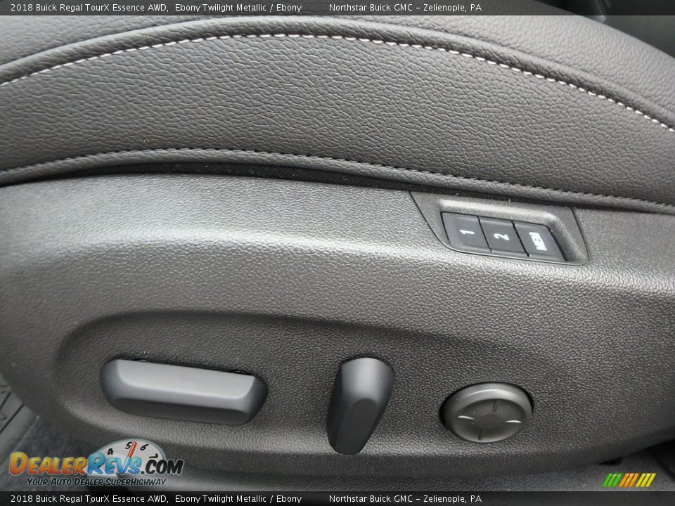 Controls of 2018 Buick Regal TourX Essence AWD Photo #14