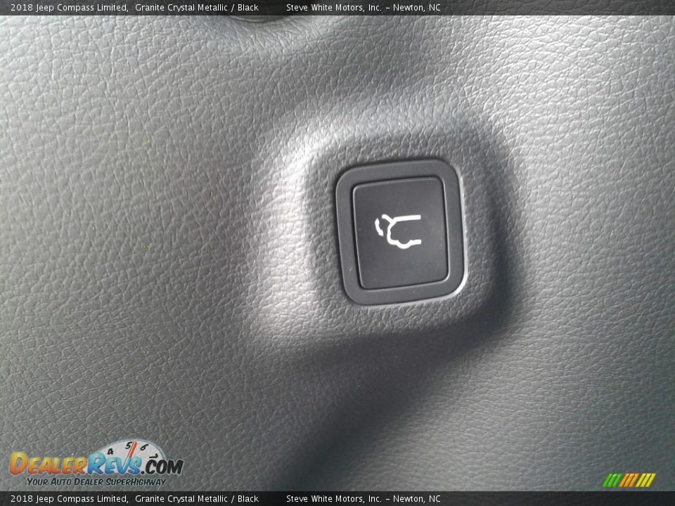 2018 Jeep Compass Limited Granite Crystal Metallic / Black Photo #12