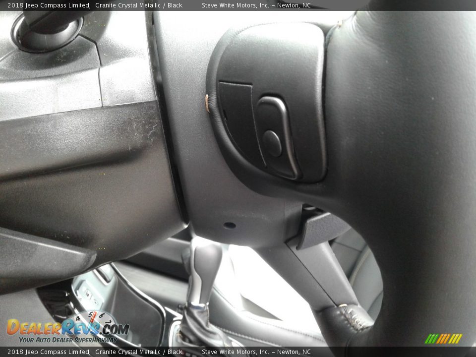 2018 Jeep Compass Limited Granite Crystal Metallic / Black Photo #17