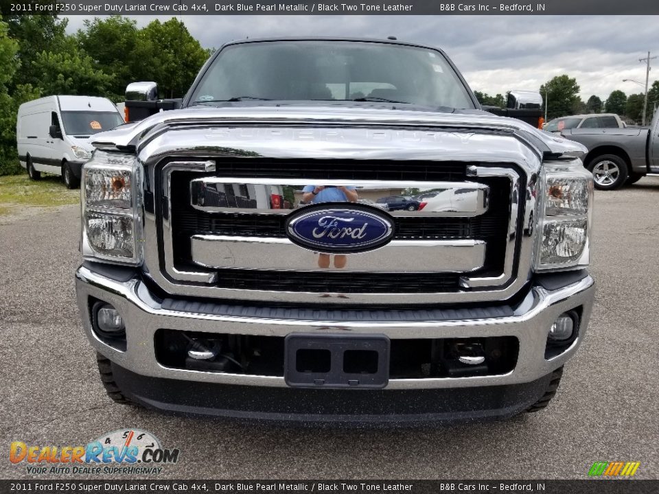 2011 Ford F250 Super Duty Lariat Crew Cab 4x4 Dark Blue Pearl Metallic / Black Two Tone Leather Photo #3