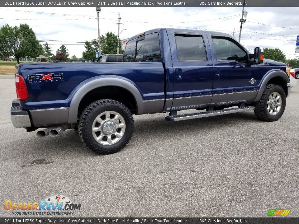 2011 Ford F250 Super Duty Lariat Crew Cab 4x4 Dark Blue Pearl Metallic / Black Two Tone Leather Photo #6