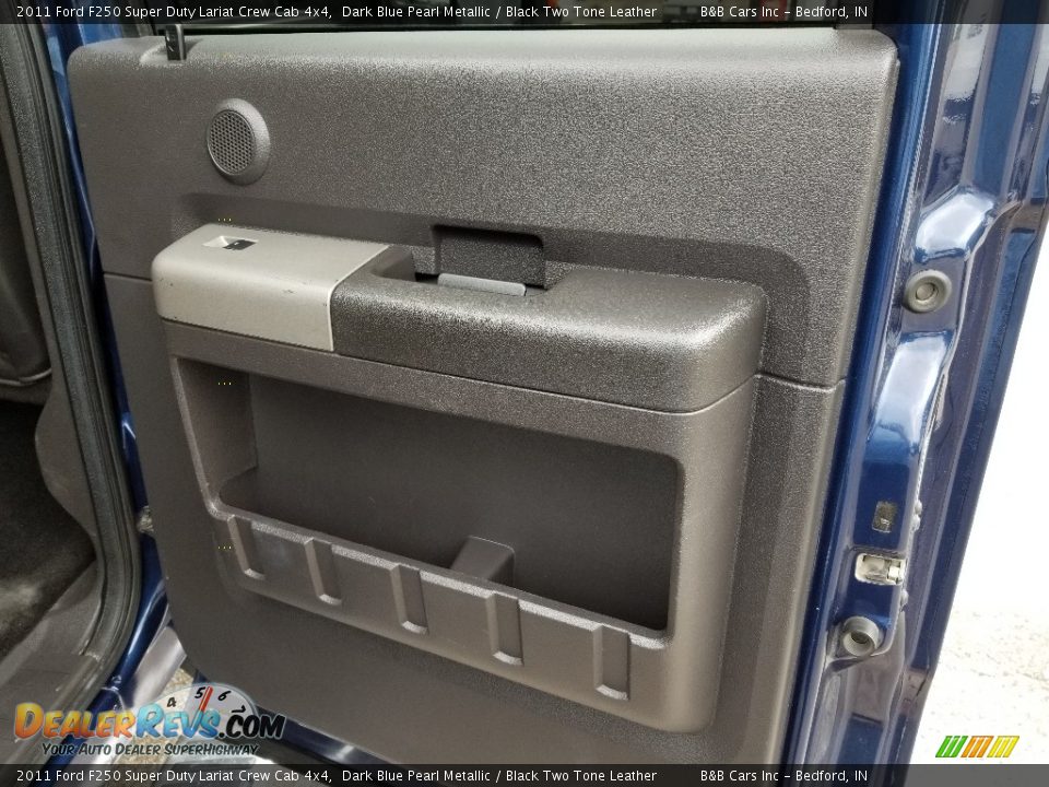 2011 Ford F250 Super Duty Lariat Crew Cab 4x4 Dark Blue Pearl Metallic / Black Two Tone Leather Photo #9