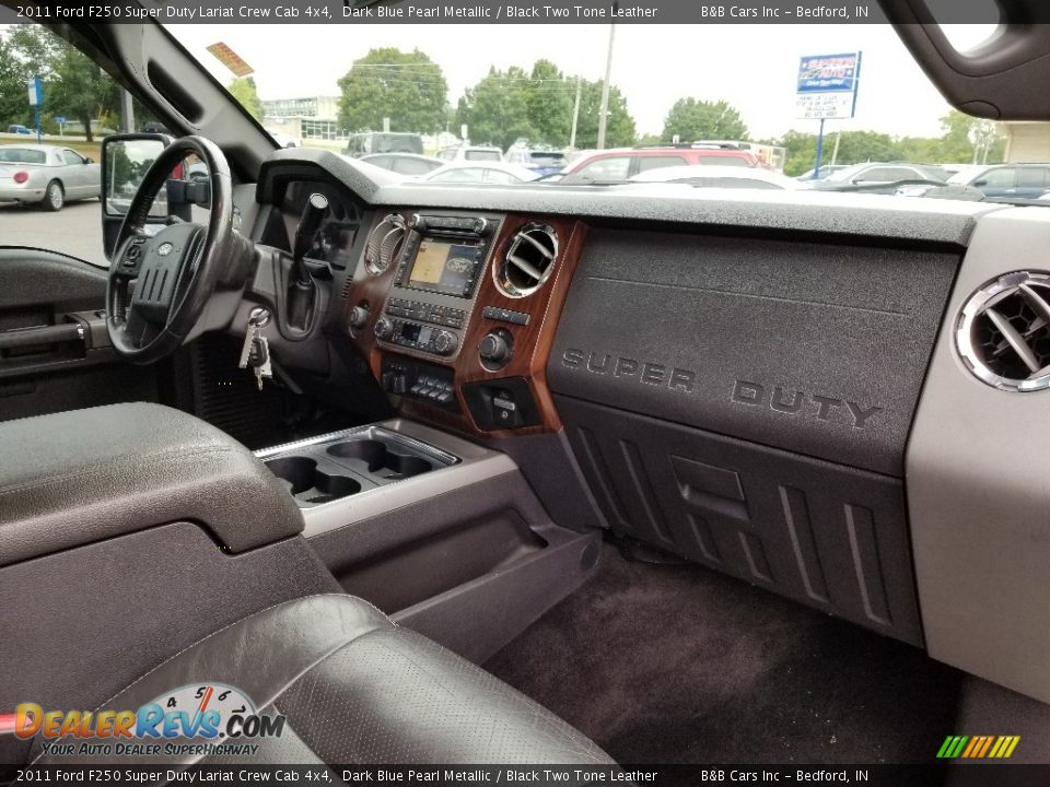 2011 Ford F250 Super Duty Lariat Crew Cab 4x4 Dark Blue Pearl Metallic / Black Two Tone Leather Photo #14