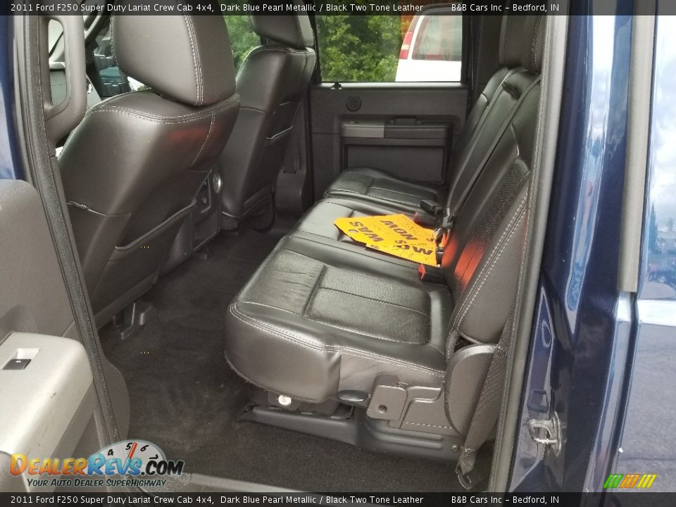 2011 Ford F250 Super Duty Lariat Crew Cab 4x4 Dark Blue Pearl Metallic / Black Two Tone Leather Photo #16