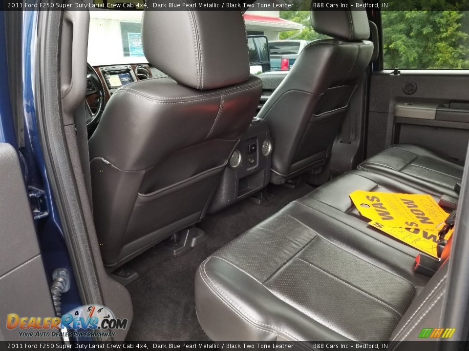 2011 Ford F250 Super Duty Lariat Crew Cab 4x4 Dark Blue Pearl Metallic / Black Two Tone Leather Photo #18