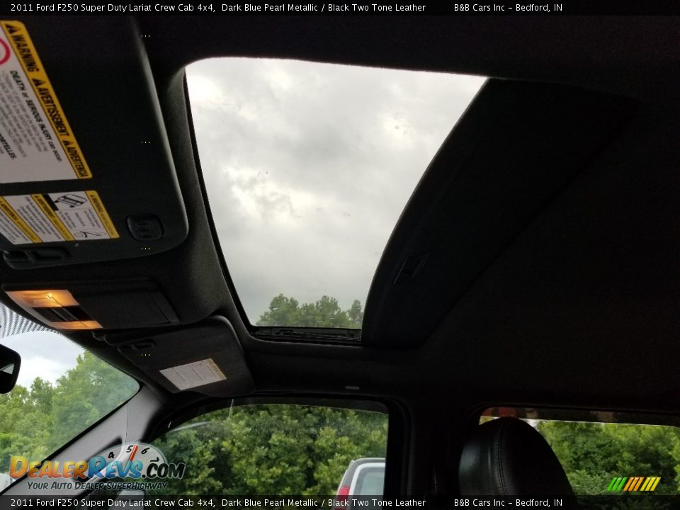 2011 Ford F250 Super Duty Lariat Crew Cab 4x4 Dark Blue Pearl Metallic / Black Two Tone Leather Photo #22