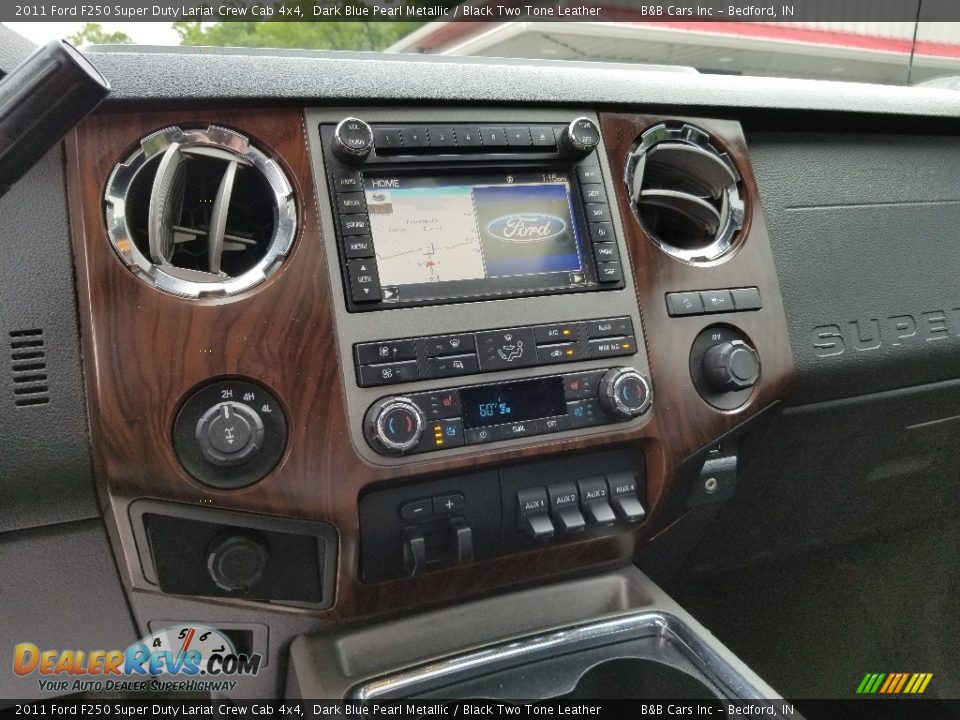 2011 Ford F250 Super Duty Lariat Crew Cab 4x4 Dark Blue Pearl Metallic / Black Two Tone Leather Photo #25