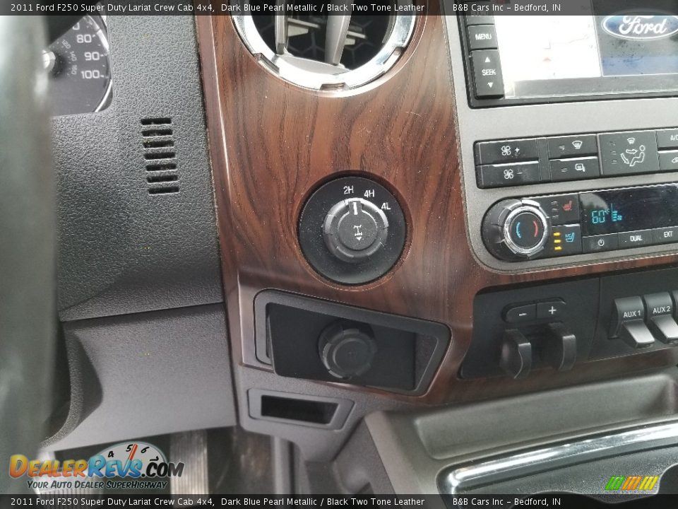 2011 Ford F250 Super Duty Lariat Crew Cab 4x4 Dark Blue Pearl Metallic / Black Two Tone Leather Photo #26