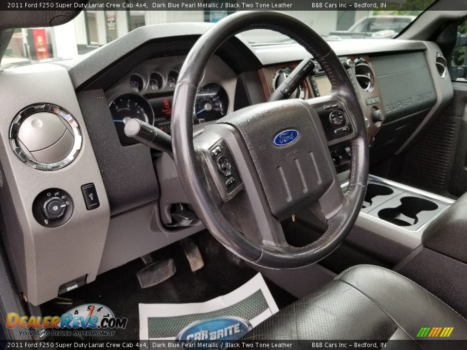 2011 Ford F250 Super Duty Lariat Crew Cab 4x4 Dark Blue Pearl Metallic / Black Two Tone Leather Photo #28