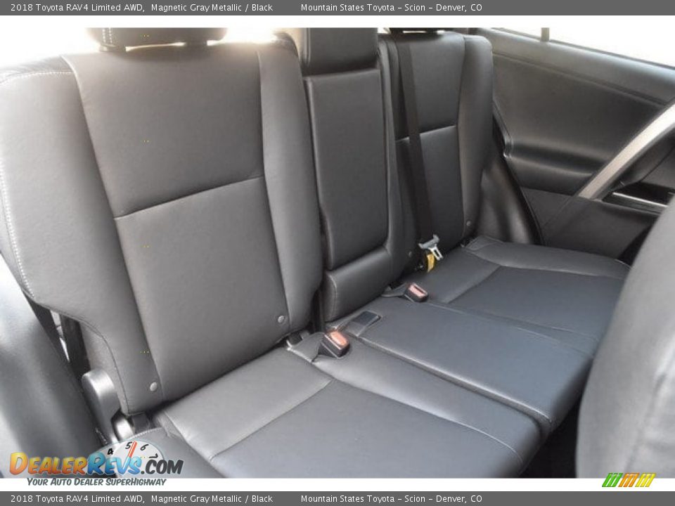 2018 Toyota RAV4 Limited AWD Magnetic Gray Metallic / Black Photo #19