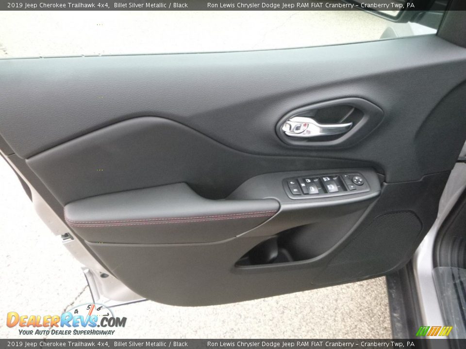 2019 Jeep Cherokee Trailhawk 4x4 Billet Silver Metallic / Black Photo #13